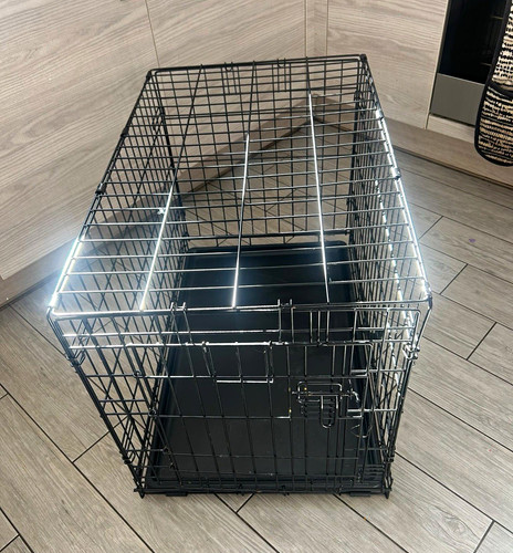 Black folding metal wire - folding, dog